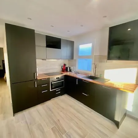 Marinos 36 * Puerto del Carmen (Lanzarote)